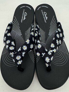 Clarks Cloudsteppers Black Floral Print Thong Flip Flop Comfort Wedge Sandals 10